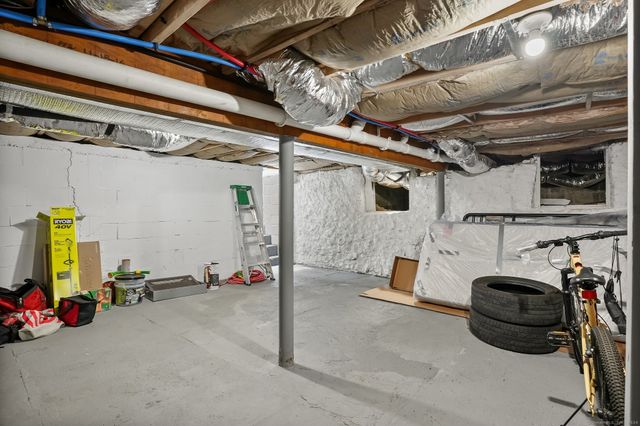 75 Hemlock Street, Bridgeport, CT 06605