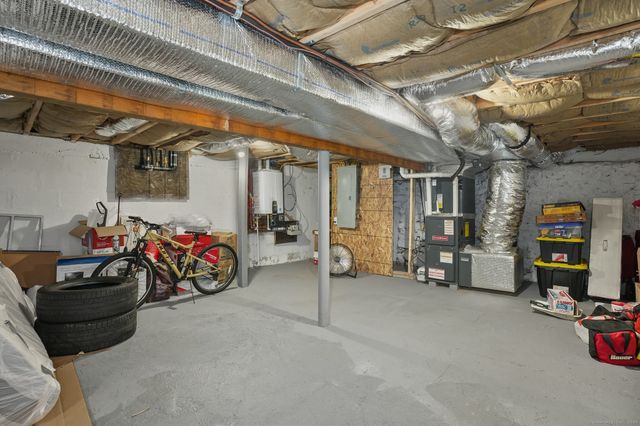 75 Hemlock Street, Bridgeport, CT 06605