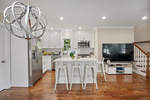 75 Hemlock Street, Bridgeport, CT 06605