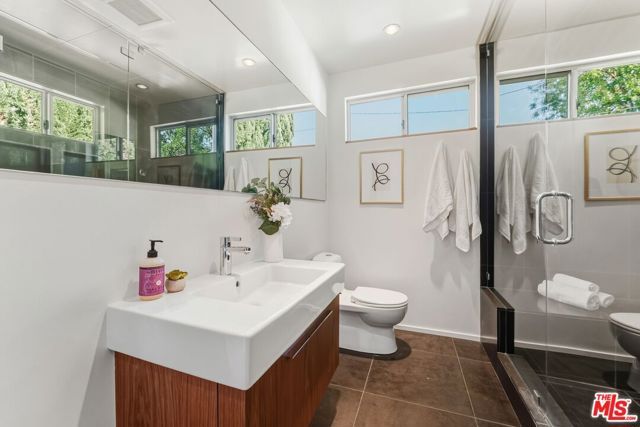 4001 Alcove Avenue, Studio City (los Angeles), CA 91604