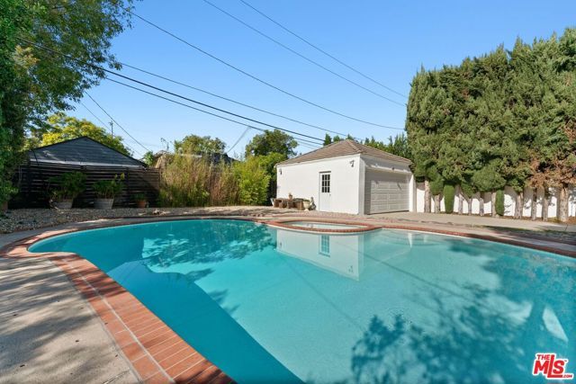 4001 Alcove Avenue, Studio City (los Angeles), CA 91604