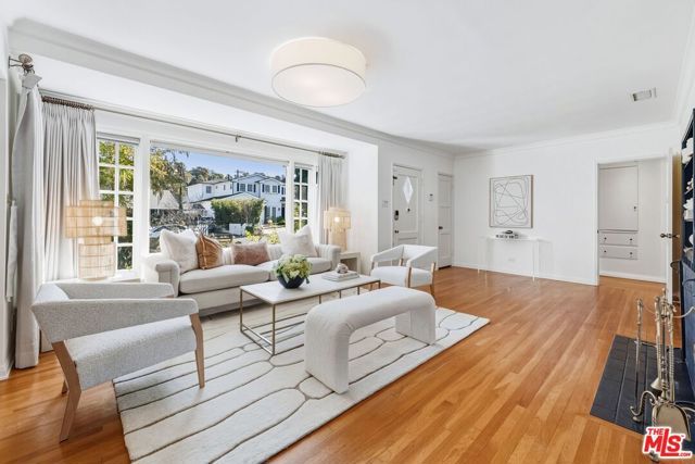 4001 Alcove Avenue, Studio City (los Angeles), CA 91604