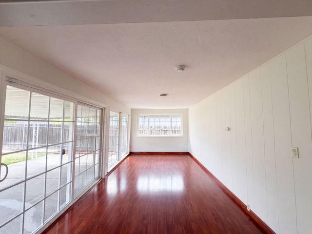 1801 60th Ave, Sacramento, CA 95822