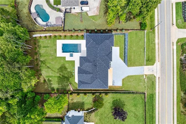 92 Whitehead Road, Sugar Hill, GA 30518