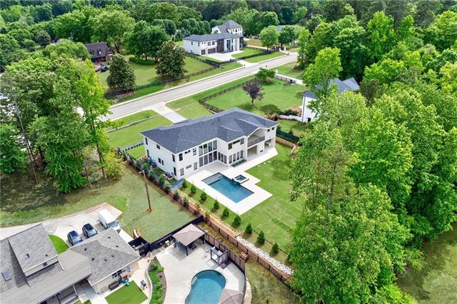 92 Whitehead Road, Sugar Hill, GA 30518