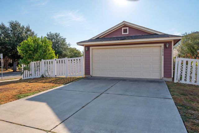 18610 MAMMOTH CAVE BLVD, Pflugerville, TX 78660