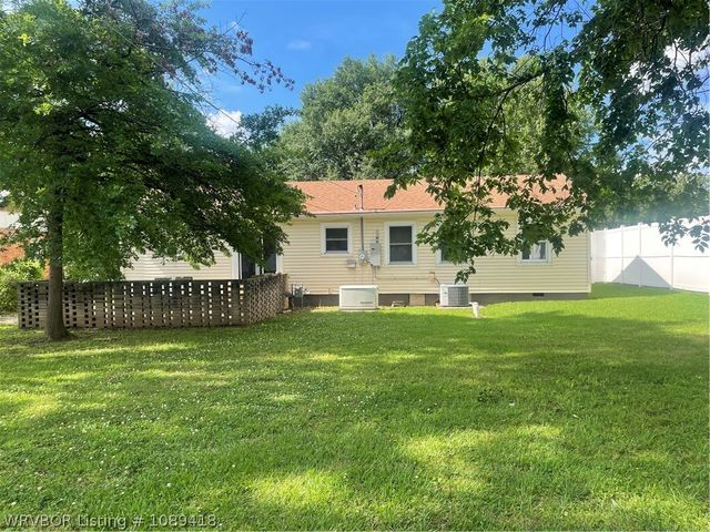 2618 S M Street, Fort Smith, AR 72901