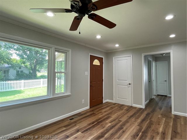 2618 S M Street, Fort Smith, AR 72901