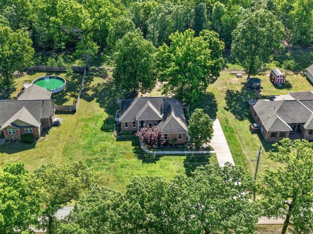 132 Ashton Cir, Fayetteville, TN 37334