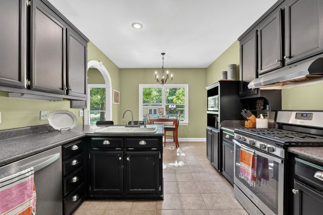 132 Ashton Cir, Fayetteville, TN 37334