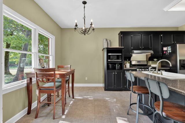 132 Ashton Cir, Fayetteville, TN 37334