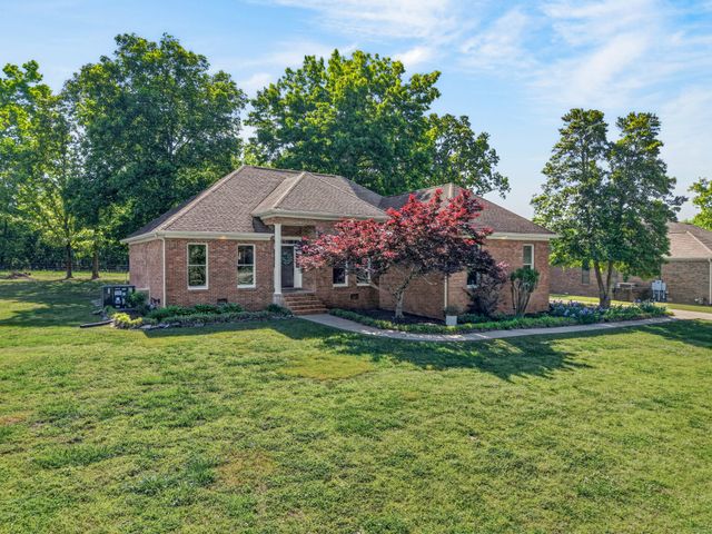 132 Ashton Cir, Fayetteville, TN 37334