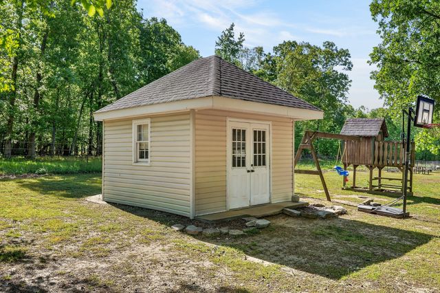 132 Ashton Cir, Fayetteville, TN 37334