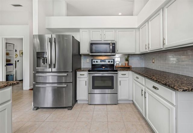 4604 PURPLE TIGER COURT, Lutz, FL 33558