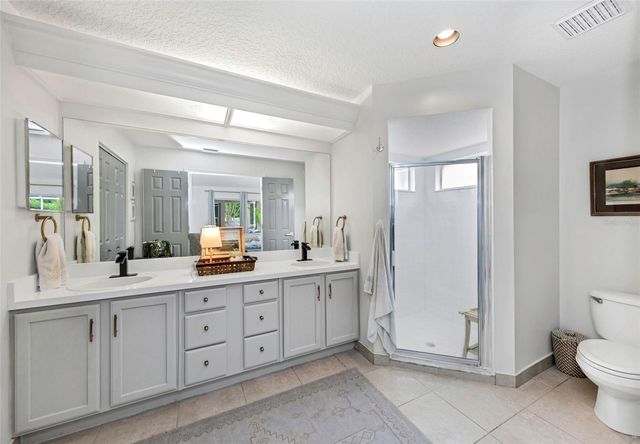 4604 PURPLE TIGER COURT, Lutz, FL 33558