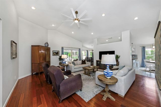 4604 PURPLE TIGER COURT, Lutz, FL 33558