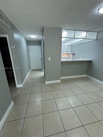 1225 NE 124th Street 27A, North Miami, FL 33161