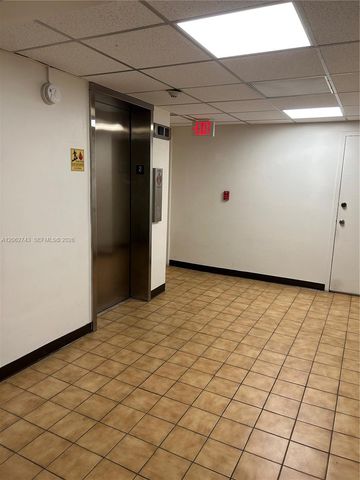 1225 NE 124th Street 27A, North Miami, FL 33161