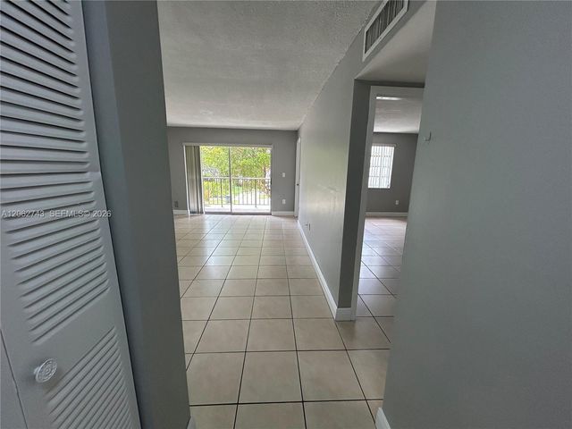 1225 NE 124th Street 27A, North Miami, FL 33161