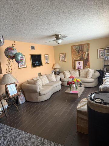 76 Ann Lee Ln 76, Tamarac, FL 33319