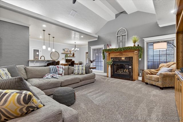 2409 Gary Avenue, Bartlesville, OK 74006