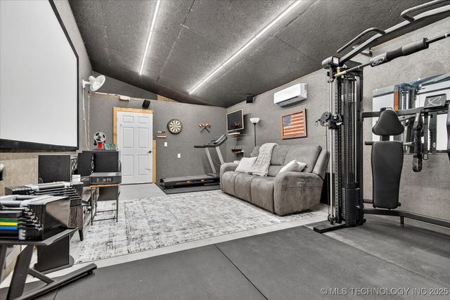 2409 Gary Avenue, Bartlesville, OK 74006