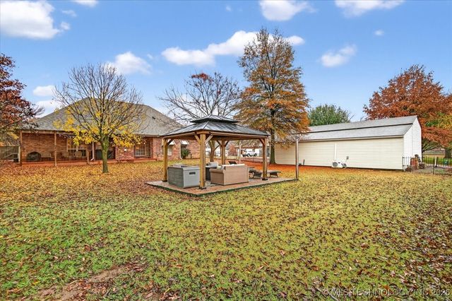 2409 Gary Avenue, Bartlesville, OK 74006