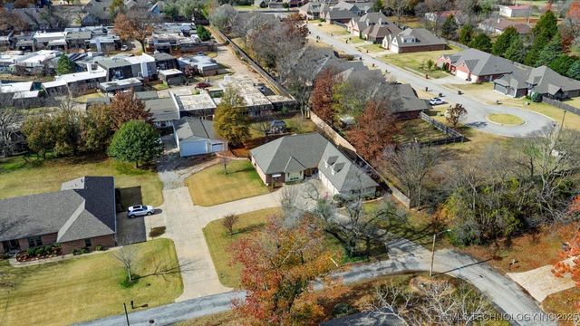 2409 Gary Avenue, Bartlesville, OK 74006