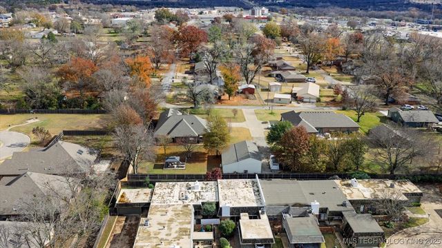 2409 Gary Avenue, Bartlesville, OK 74006