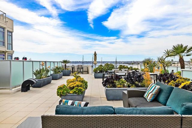 1431 Pacific Highway 519, San Diego, CA 92101