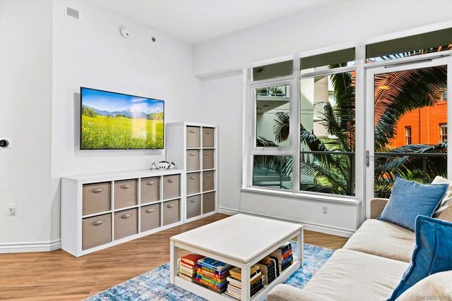 1431 Pacific Highway 519, San Diego, CA 92101