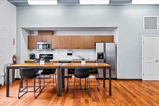 1431 Pacific Highway 519, San Diego, CA 92101