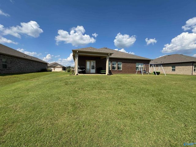 124 Blackburn Trace, Huntsville, AL 35811