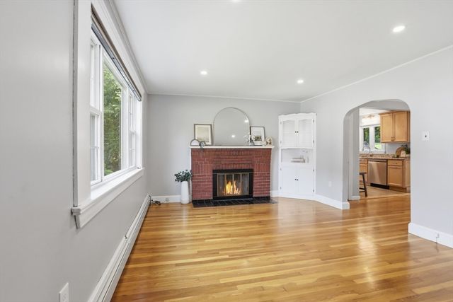 82 Central St., Andover, MA 01810