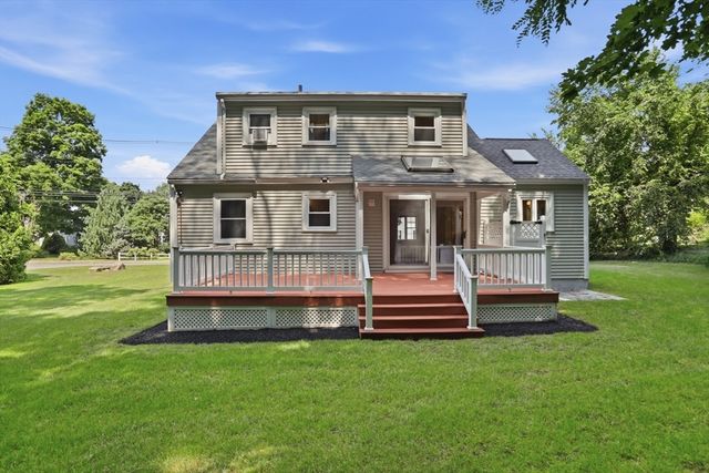 82 Central St., Andover, MA 01810