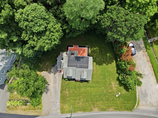 82 Central St., Andover, MA 01810