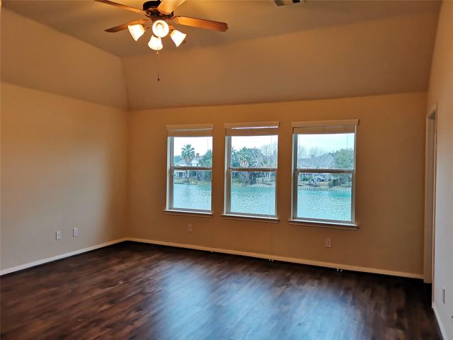 2302 Waterford Park Street, Missouri City, TX 77459