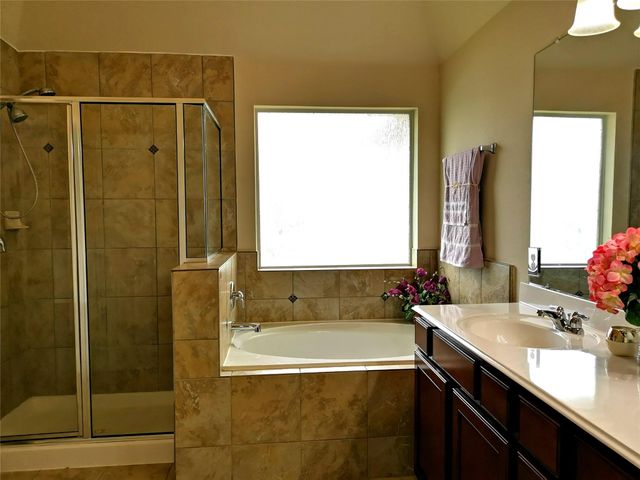 2302 Waterford Park Street, Missouri City, TX 77459