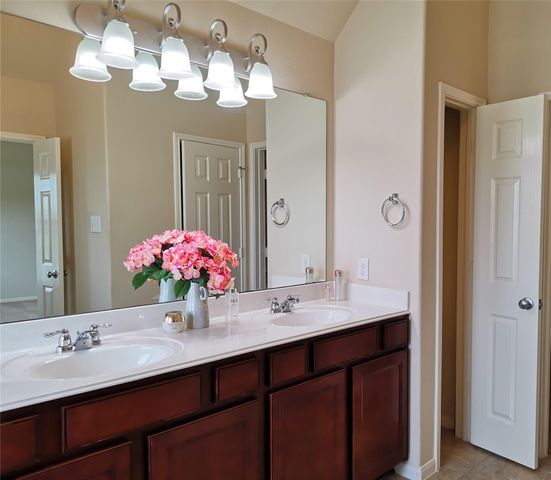 2302 Waterford Park Street, Missouri City, TX 77459