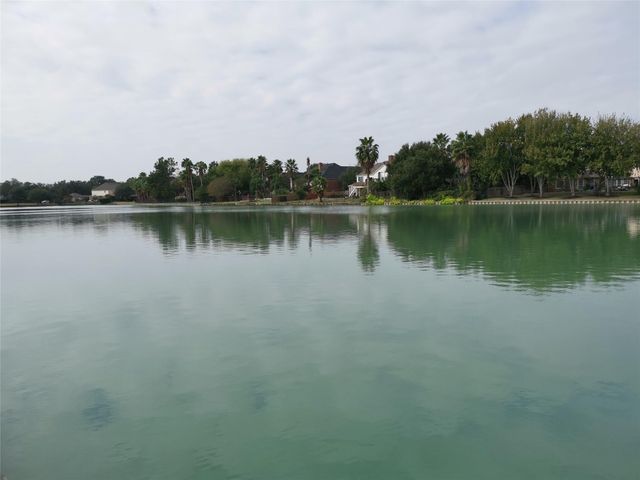 2302 Waterford Park Street, Missouri City, TX 77459