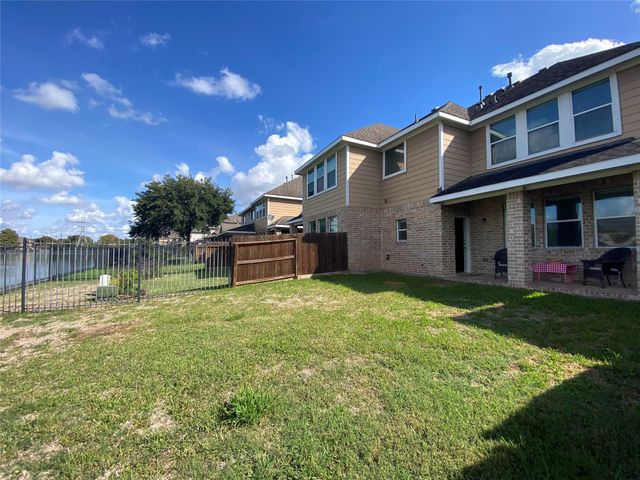 2302 Waterford Park Street, Missouri City, TX 77459