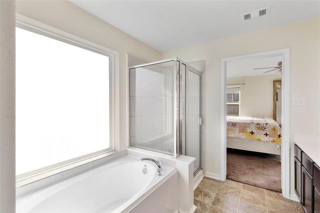 14726 Meadow Acre Trail, Houston, TX 77049