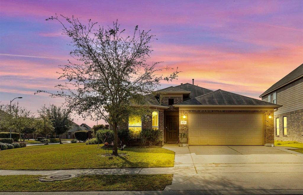 14726 Meadow Acre Trail, Houston, TX 77049