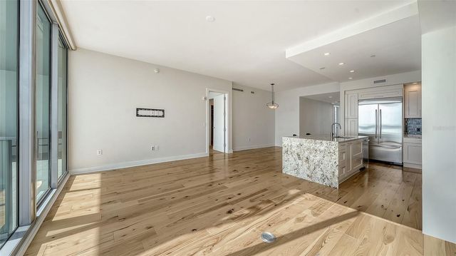 1155 N GULFSTREAM AVENUE 1506, Sarasota, FL 34236