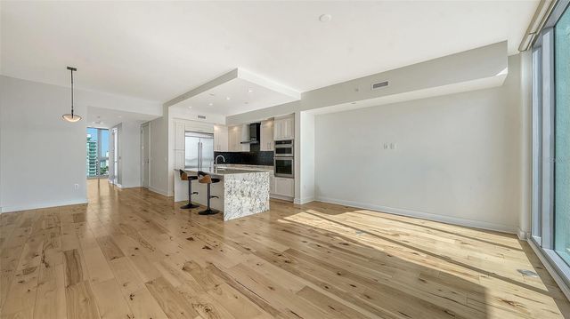 1155 N GULFSTREAM AVENUE 1506, Sarasota, FL 34236