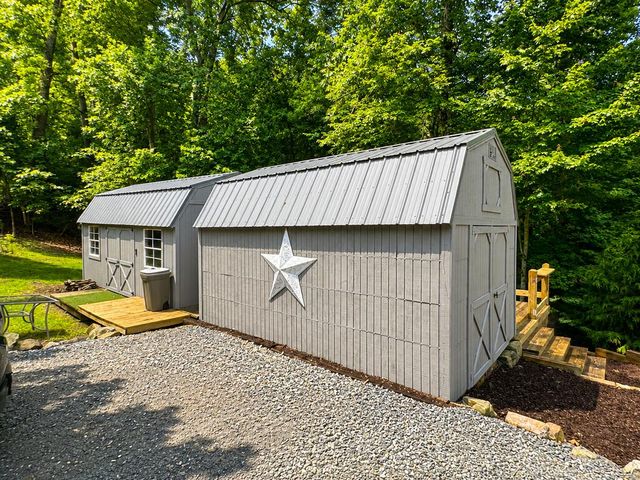 181 Cindy Lane, Ellijay, GA 30540