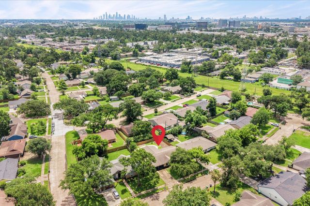 3022 Greenhaven Lane, Houston, TX 77092