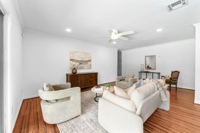 3022 Greenhaven Lane, Houston, TX 77092
