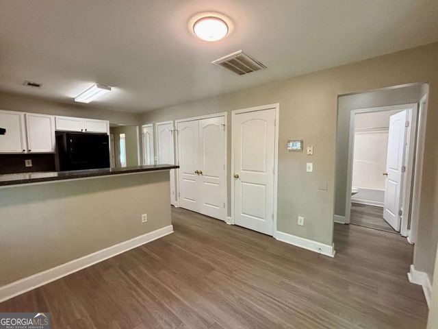 2595 Elliott Street NW, Atlanta, GA 30318