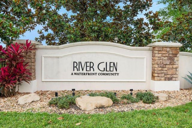626 SW Glen Crest Way, Stuart, FL 34997